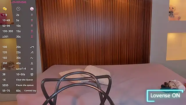 ZaraBlaze5 online show from September 2025 12:32:02 PM