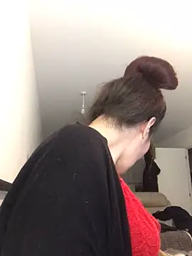 Curvy-Essex-Milf online show from October 2025 11:09:02 AM