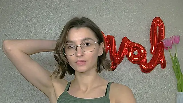 luna Gharming online show from March 2025 09:34:02 AM