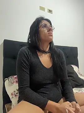 jheicylli online show from May 2026 02:23:02 PM