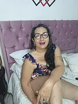 AlessandraLeroy online show from October 2025 02:24:01 AM