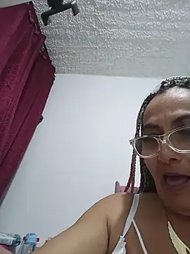 AlessandraLeroy online show from December 2025 01:45:01 AM