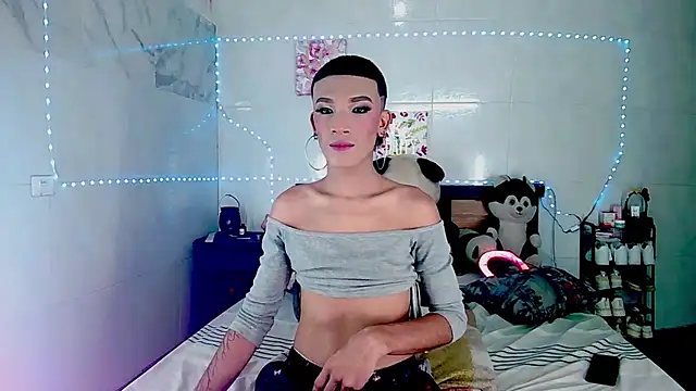 KimberlyXtreme online show from October 2025 10:20:02 PM