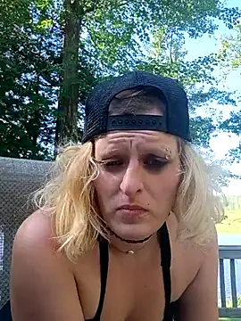 KITTYBOOBOOFUXX online show from July 2026 09:39:01 PM