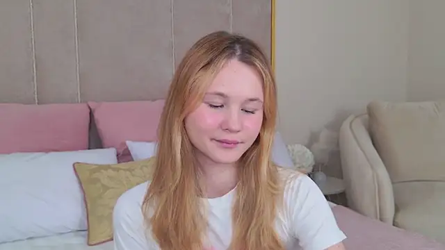Snapshot of AmeliRoyse chatting on June 2026 05:17:02 PM AmeliRoyse online show from June 2026 05:17:02 PM