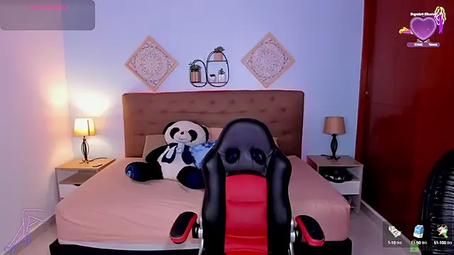 Snapshot of _Lilly_miller chatting on October 2025 08:18:02 PM Lilly miller online show from October 2025 08:18:02 PM