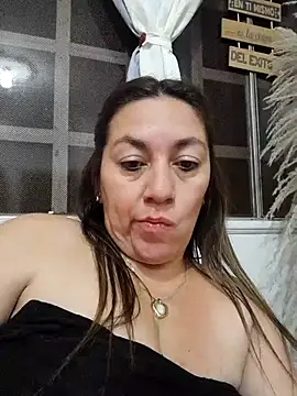 Luna-nevada online show from October 2025 02:33:01 AM