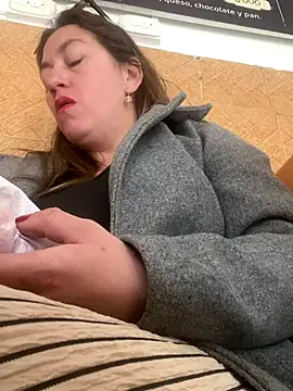 Luna-nevada online show from December 2025 01:50:02 PM