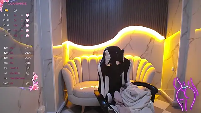  wendy b online show from October 2025 02:56:02 AM