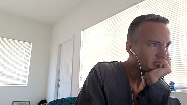 TheDaddy005 online show from May 2026 04:47:02 PM
