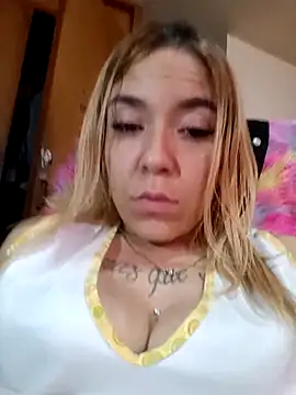 sara crushx online show from October 2025 07:47:02 PM