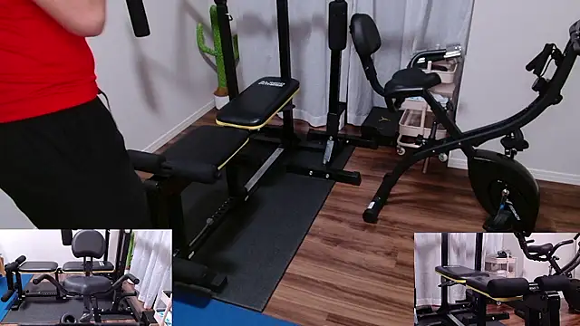 Snapshot of Stretch-man chatting on February 2026 12:00:01 PM Stretch-man online show from February 2026 12:00:01 PM