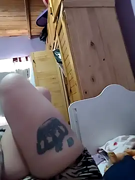 Snapshot of Putitaa34 chatting on November 2025 12:31:02 PM Putitaa34 online show from November 2025 12:31:02 PM