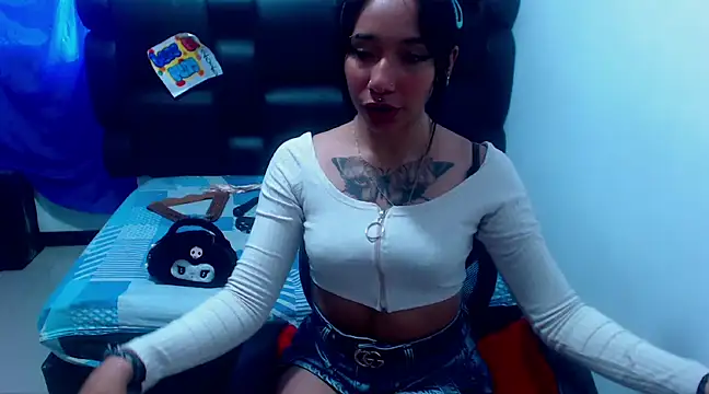 Snapshot of XxxReinaSexyBodyxxX777 chatting on March 2025 01:18:02 PM XxxReinaSexyBodyxxX777 online show from March 2025 01:18:02 PM