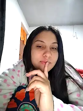 esmeralda jadees online show from March 2026 01:25:01 PM