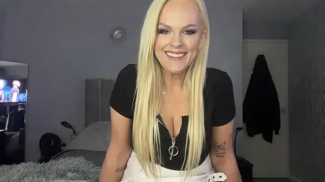 Snapshot of Funtime_FreyaX chatting on March 2025 02:55:02 PM Funtime FreyaX online show from March 2025 02:55:02 PM
