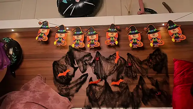 AriadnaHarper online show from October 2025 11:33:01 AM