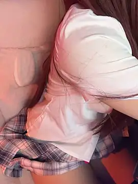 Snapshot of MI_KA22 chatting on March 2025 05:44:02 AM MI KA22 online show from March 2025 05:44:02 AM