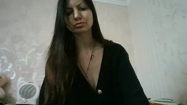 AliseWats online show from October 2025 10:15:02 AM