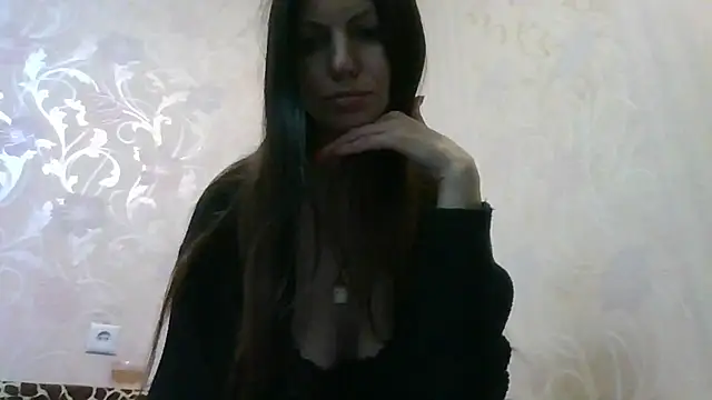 AliseWats online show from October 2025 05:13:02 PM