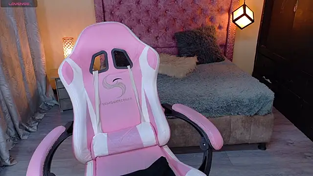 sweet  thang online show from October 2025 04:34:02 AM