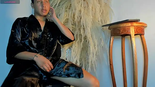 cristhal sexy online show from March 2025 02:30:01 PM