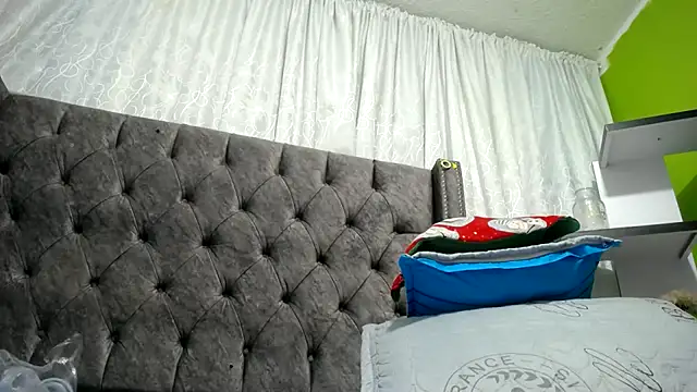 ANA-BULLOCK- online show from December 2025 12:10:01 PM