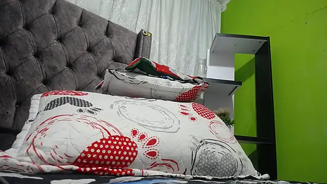 ANA-BULLOCK- online show from December 2025 12:09:01 PM