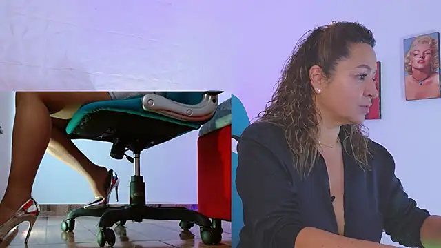 weet Evans    online show from November 2025 03:05:02 AM