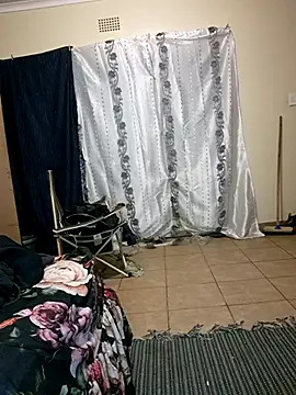 bakedsnackmmh online show from April 2026 07:25:02 PM