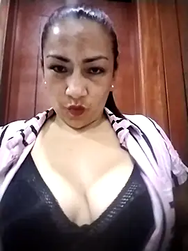 Snapshot of Carlasm- chatting on October 2025 10:18:02 PM Carlasm- online show from October 2025 10:18:02 PM