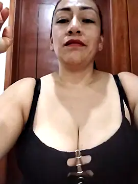 Snapshot of Carlasm- chatting on October 2025 09:35:01 PM Carlasm- online show from October 2025 09:35:01 PM