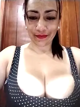 Snapshot of Carlasm- chatting on October 2025 12:40:02 AM Carlasm- online show from October 2025 12:40:02 AM