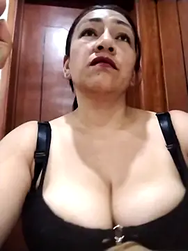 Snapshot of Carlasm- chatting on October 2025 09:16:01 PM Carlasm- online show from October 2025 09:16:01 PM