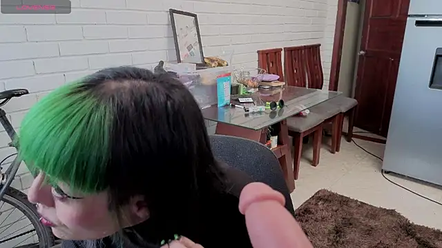 freyaa sorcerees online show from October 2025 05:25:02 PM