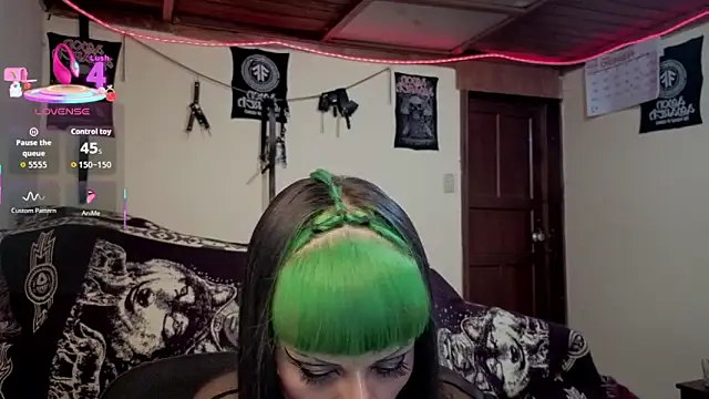 freyaa sorcerees online show from February 2026 05:57:01 AM