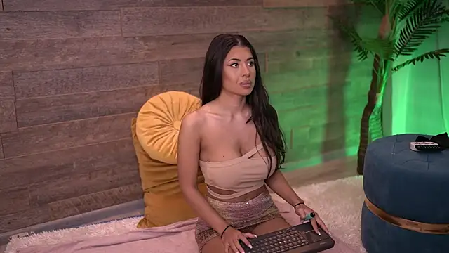 TanyaVonDe online show from September 2025 04:32:02 PM