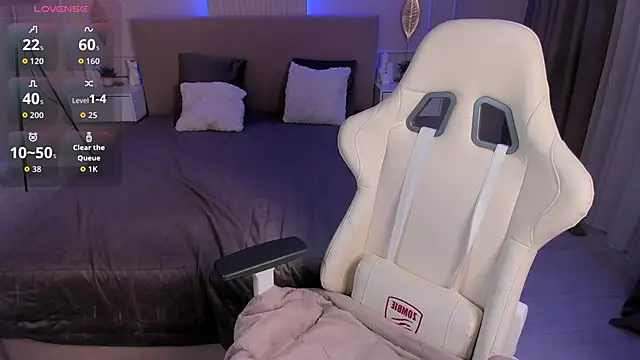 carrie145 online show from October 2025 03:42:02 AM