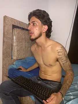 Snapshot of Zayn_kane chatting on June 2026 09:19:01 PM Zayn kane online show from June 2026 09:19:01 PM