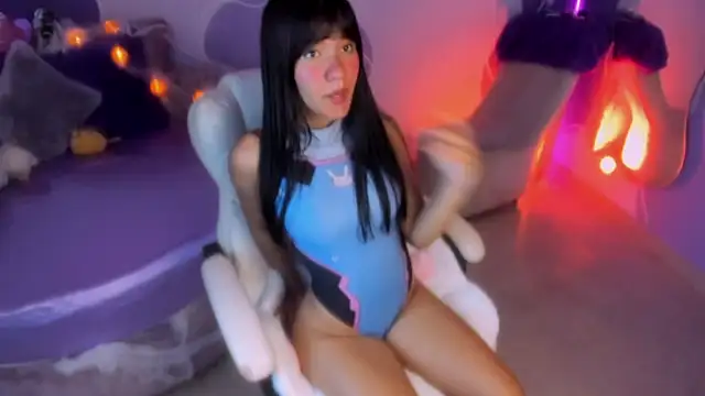 auroracute02 online show from October 2025 01:03:02 PM