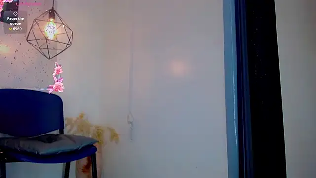 alexsandra kiss online show from September 2025 11:22:02 AM