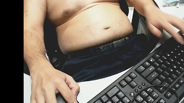 Snapshot of chi_38 chatting on March 2025 04:56:02 PM chi 38 online show from March 2025 04:56:02 PM