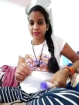 Snapshot of Hotty-Nidhi chatting on March 2025 11:20:01 AM Hotty-Nidhi online show from March 2025 11:20:01 AM