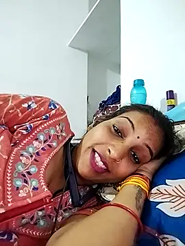 Snapshot of Hotty-Nidhi chatting on March 2025 05:28:01 PM Hotty-Nidhi online show from March 2025 05:28:01 PM