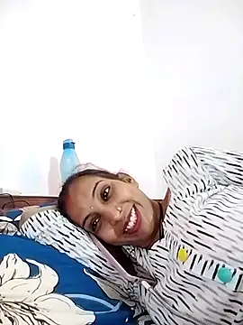 Snapshot of Hotty-Nidhi chatting on March 2025 10:46:02 AM Hotty-Nidhi online show from March 2025 10:46:02 AM