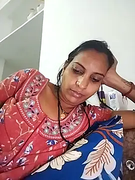 Snapshot of Hotty-Nidhi chatting on March 2025 06:05:02 AM Hotty-Nidhi online show from March 2025 06:05:02 AM