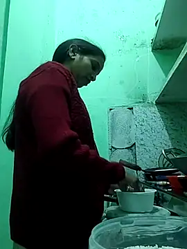 Hotty-Nidhi online show from November 2025 04:17:02 PM