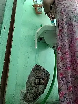 Hotty-Nidhi online show from March 2026 02:46:01 AM