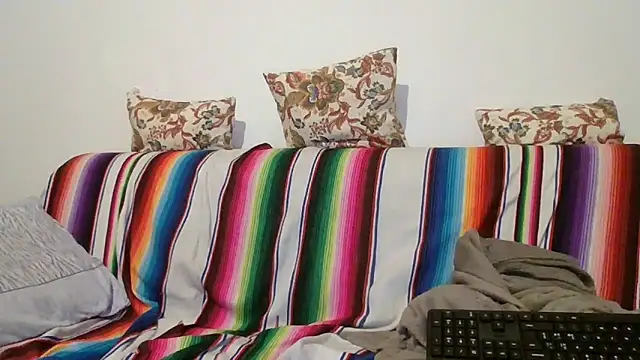 maxxxio12 online show from April 2026 06:49:02 PM