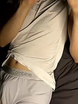 Snapshot of haeeung chatting on November 2025 11:31:01 AM haeeung online show from November 2025 11:31:01 AM